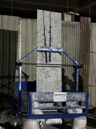 500 Kgs Capacity Monkey Lift Or Mini Crane