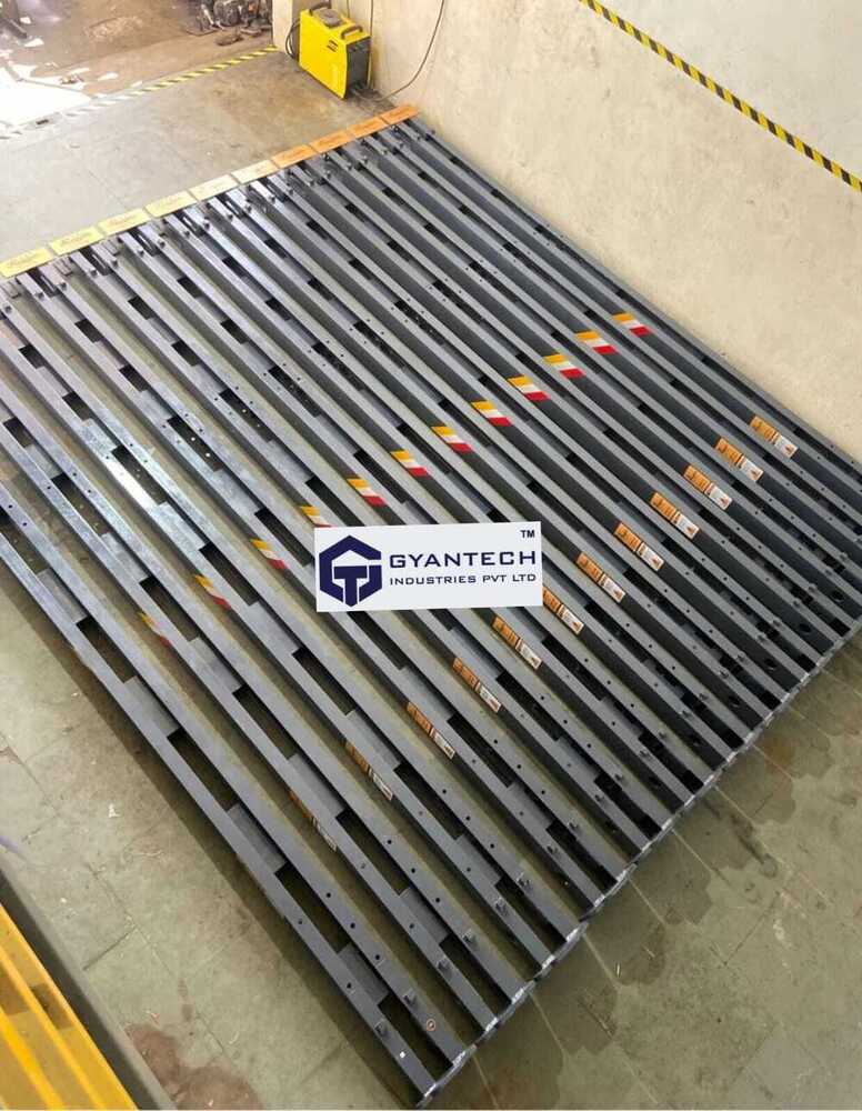 Guide Bare - Color: Black