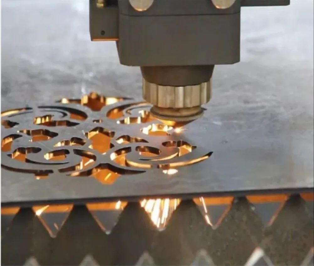 Sheet Metal Laser Cutting सेवाएं
