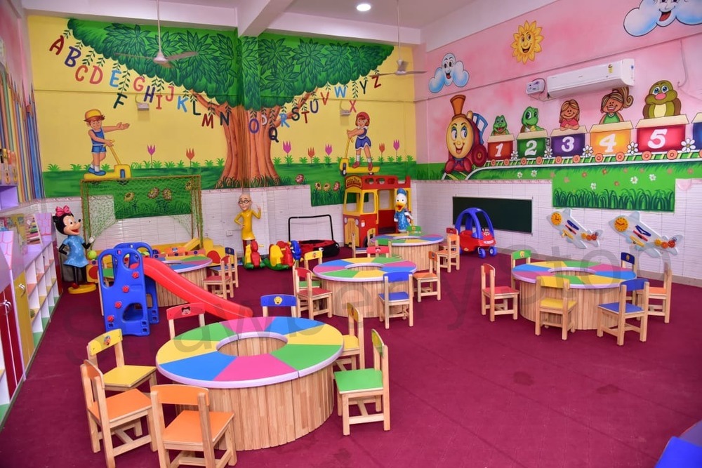 Nursery School Furniture - Age Group: 5-10 Year