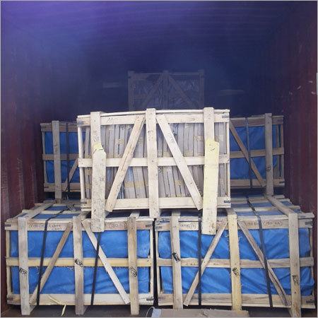 काले ग्रेनाइट कच्चे ब्लॉक्स की पैकिंग