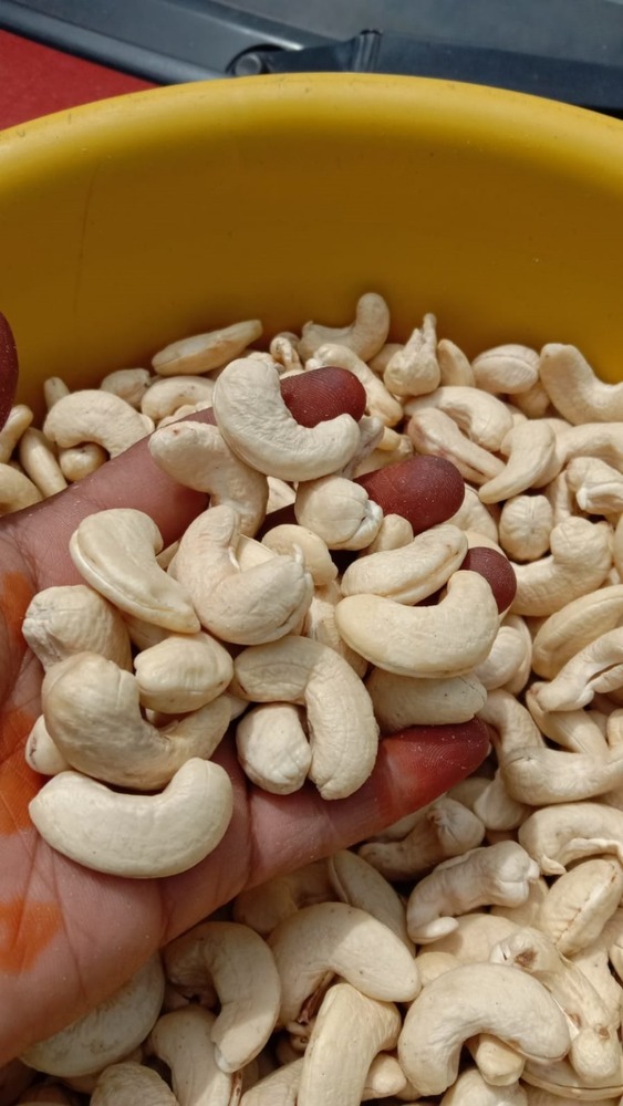 Cashew nuts whole