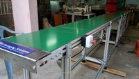 Motorised Free Flow Conveyor