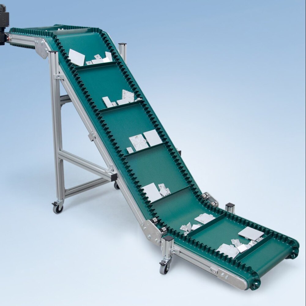 Motorised Free Flow Conveyor