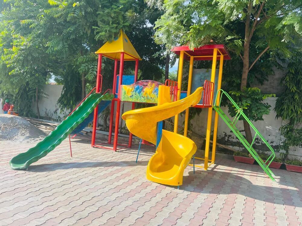 Frp Spiral With Canopy - Color: Different Available