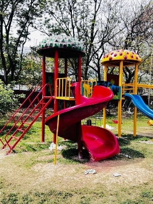 Small Frp Play Equipment - Color: Different Available