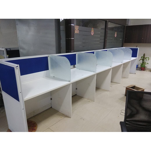 Linear Workstation With Aluminum Panel