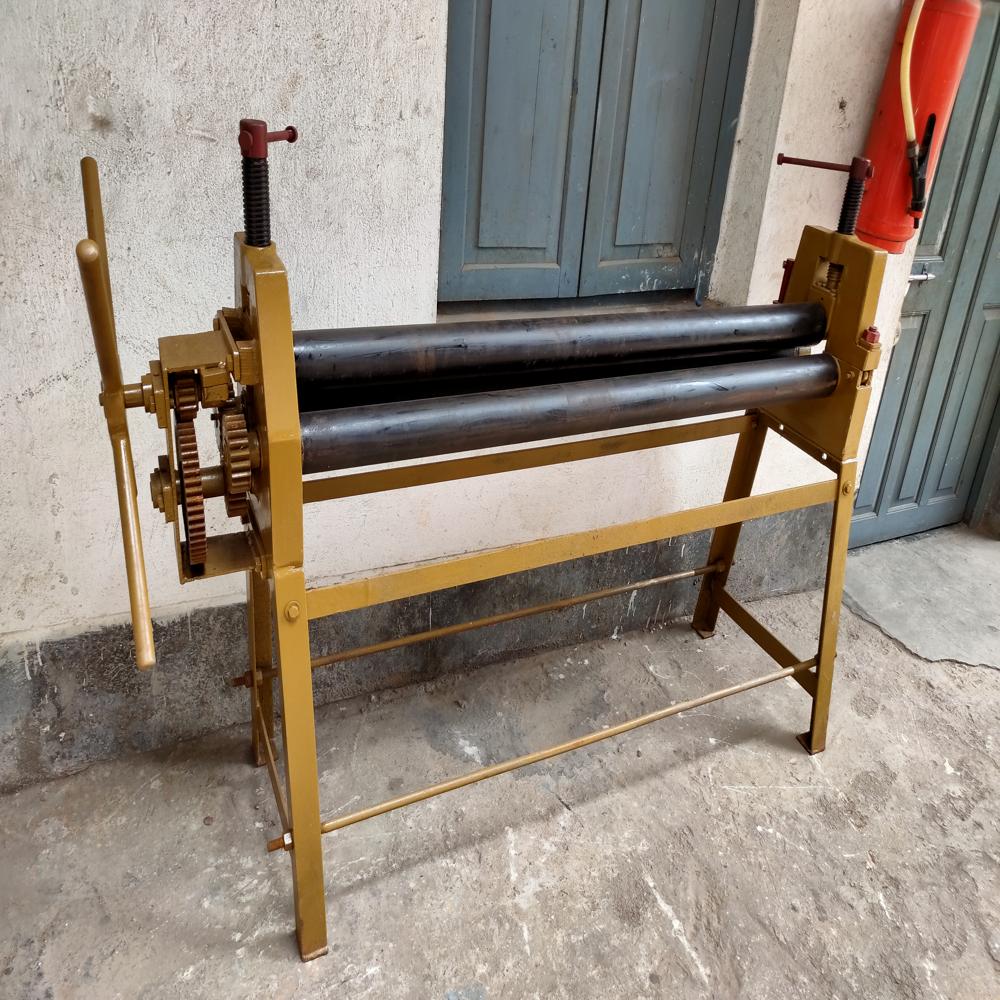 Sheet Roller Machine - Dimension (L*w*h): 52 Inch (In)