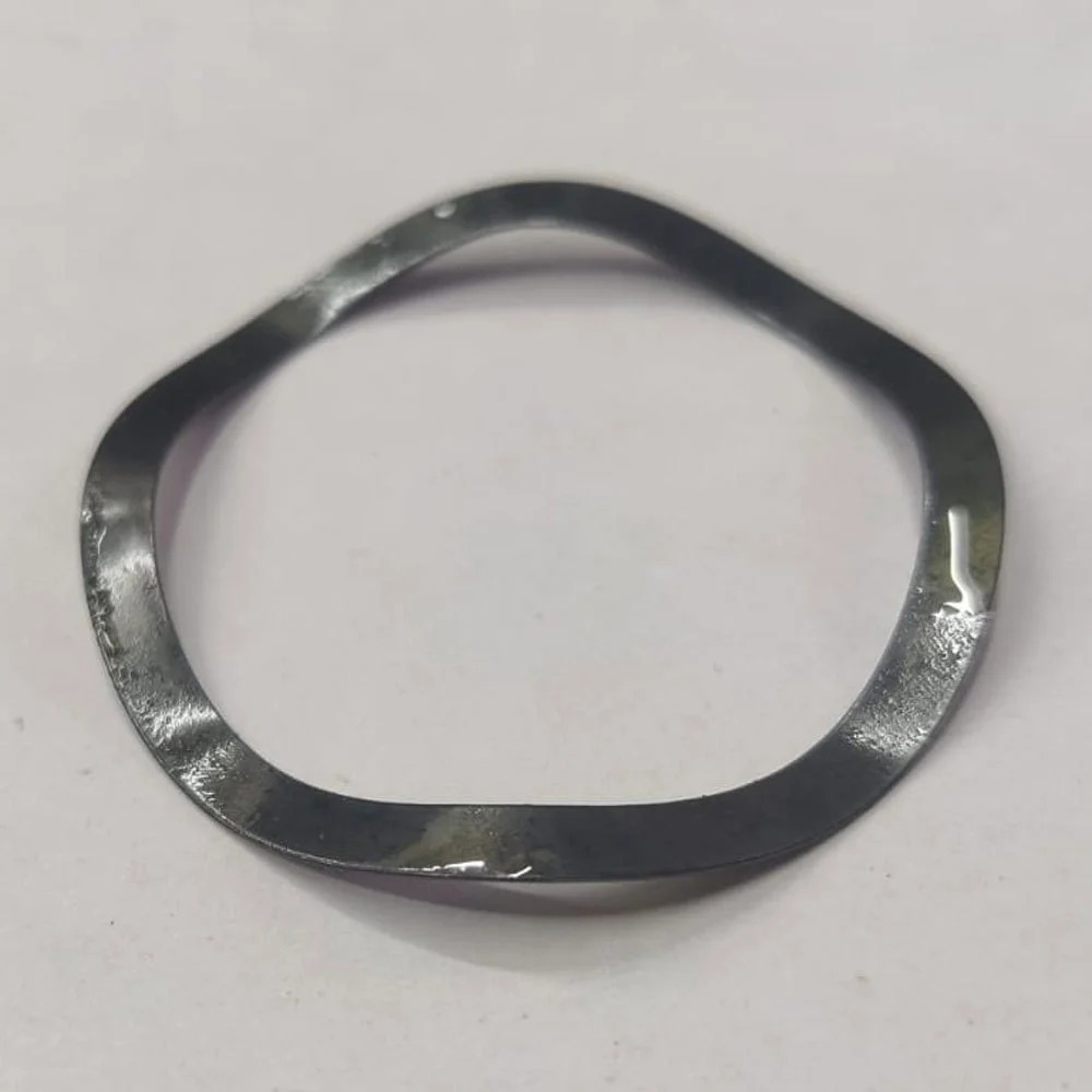 Black Bearing Wave Washer