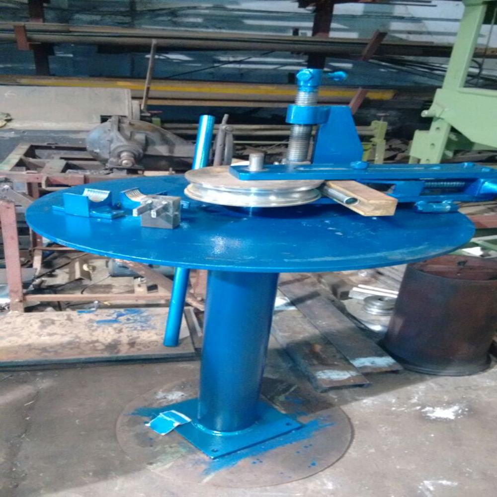 Manual Pipe Bending Machine - Bending Angle: 90