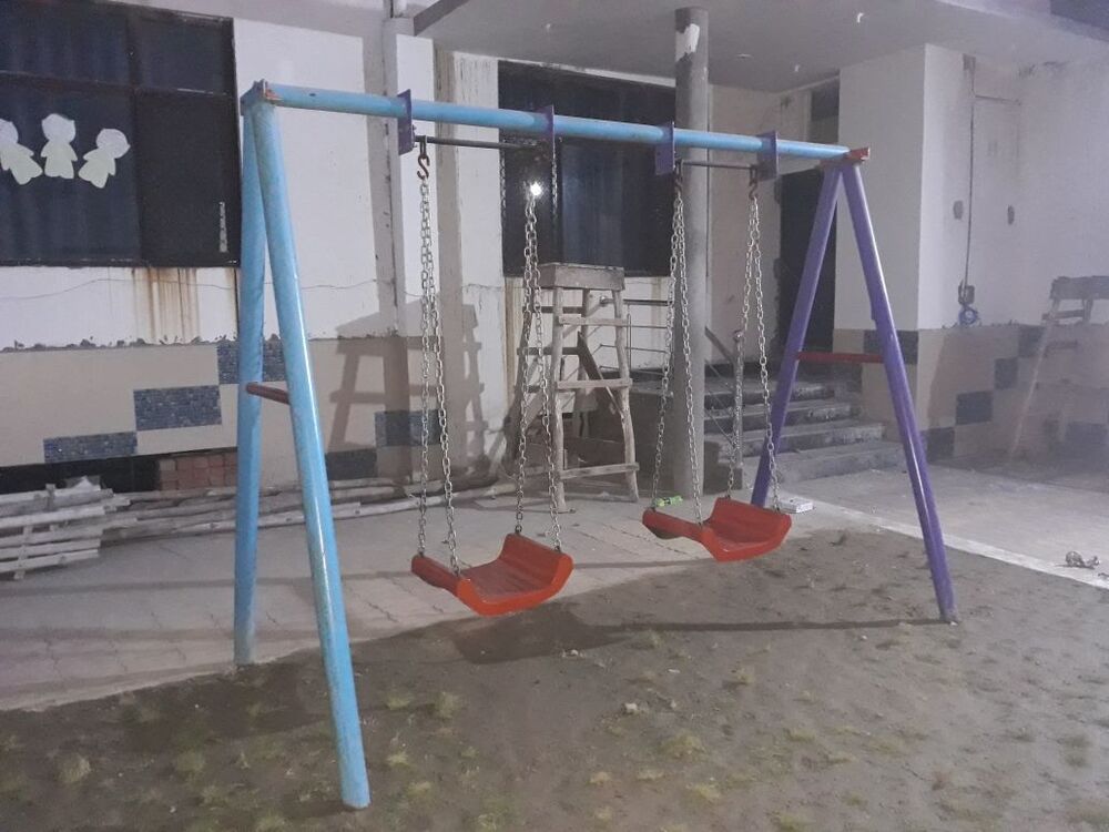 Outdoor play Iron swings and slides Manufacturer in Delhi NCR