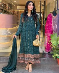 heavy embroidery kurti set