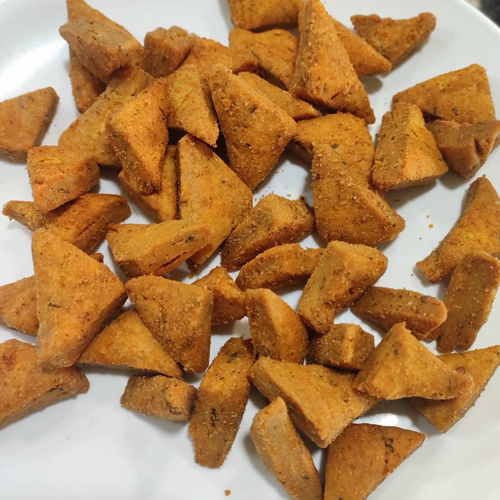 Meethi Cutles