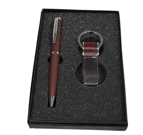 Leather Gift Set - Color: Brown