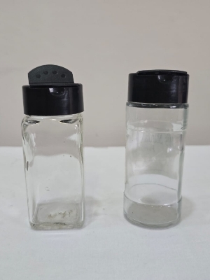 100Ml Spice Glass Jar With Plastic Cap - Color: Transparent