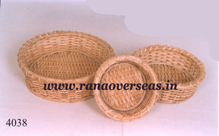 Designer Bamboo Basket - 31x31x5 cm | Brown Polished Finish, Stunning Eye-Catching Design for Decorative and Kitchen Use