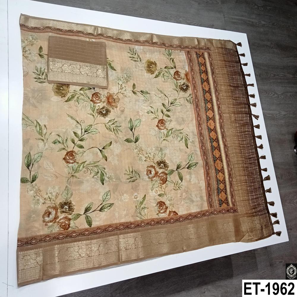 Rose print  design saree
