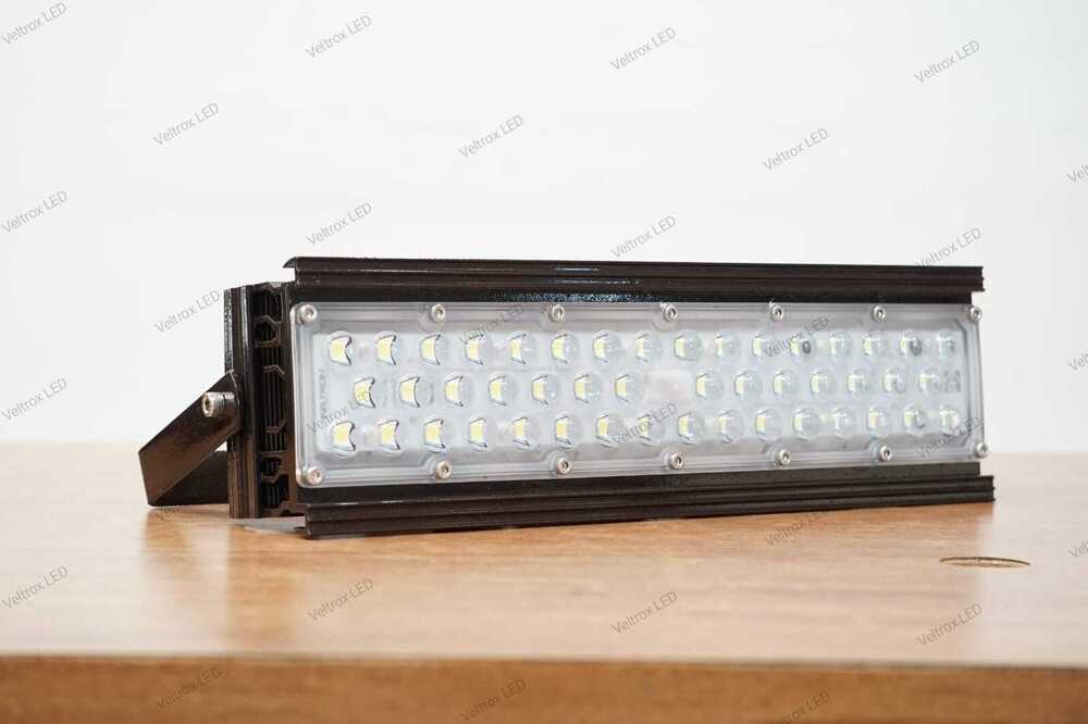Veltox 150W LED Shark Model For Outdoor Area