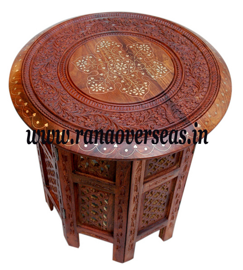 Polishing Sheesham Wood Hand Carved Brass Inlay Table