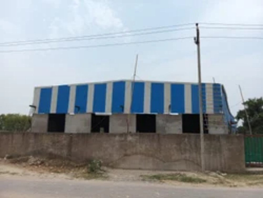 Mild Steel Pre Engineered Buidling Structure - Color: As Per Requirement
