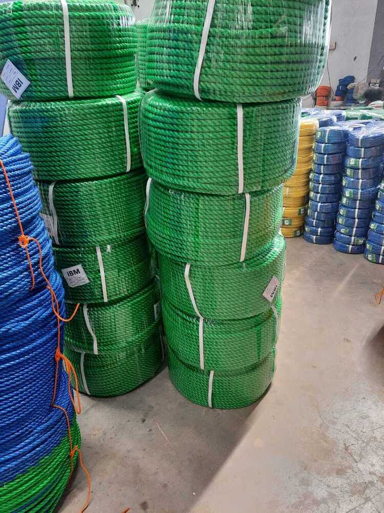 Plastic Packaging Rope - Color: Red