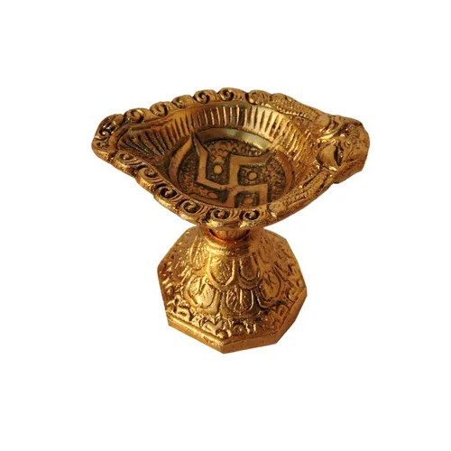 पीतल का दीपक स्टैंड