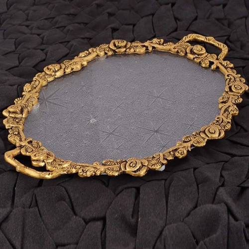Metal Serving Tray - Color: Silver