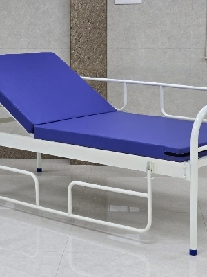 Semi Fowler Backrest Cot - Color: Milk White