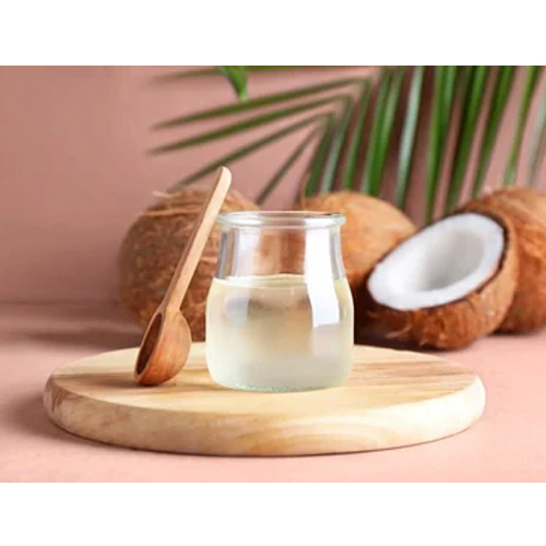 Mono Saturated Coconut Oil - Packaging Size: 15Kgs