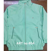 Girlish Ban Collar windsheater model4