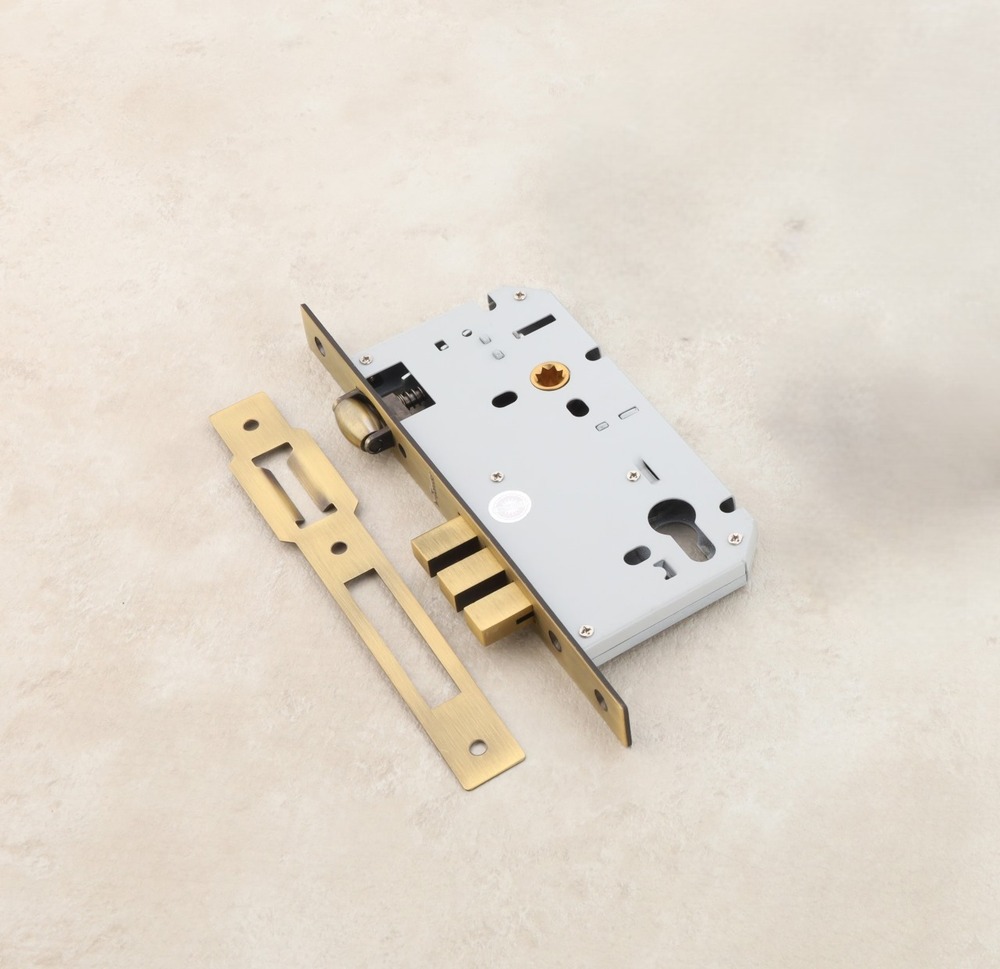 Lockbody 3 Bullet Roller - Application: Home