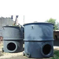 Frp Chemical Dosing Tank - 1000 Ltr Capacity, Cylinder Shape, 1113 Mm Height, 1070 Mm Diameter, Grey Finish For Industrial Chemical Storage And Dosing