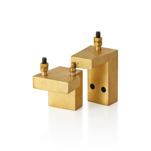 L Type Brass Casting Heater - Color: Golden
