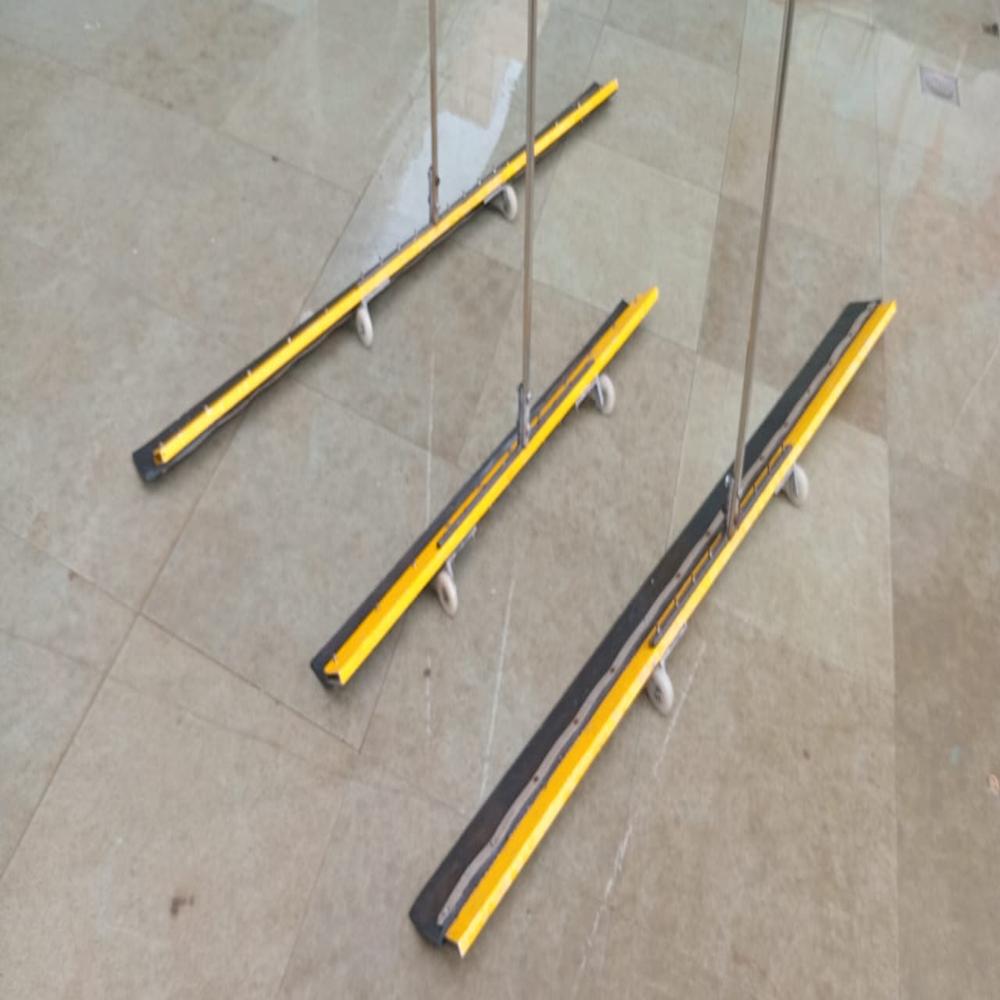 Industrial Floor Wiper