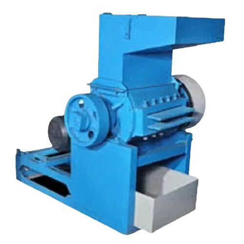 Plastic Scrap Grinding Machine - Capacity: 10 Ton