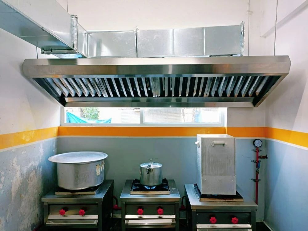 Chimney Hood - Exhaust Capacity: 1400 M3/H Cubic Meter Per Hour (M3/H)
