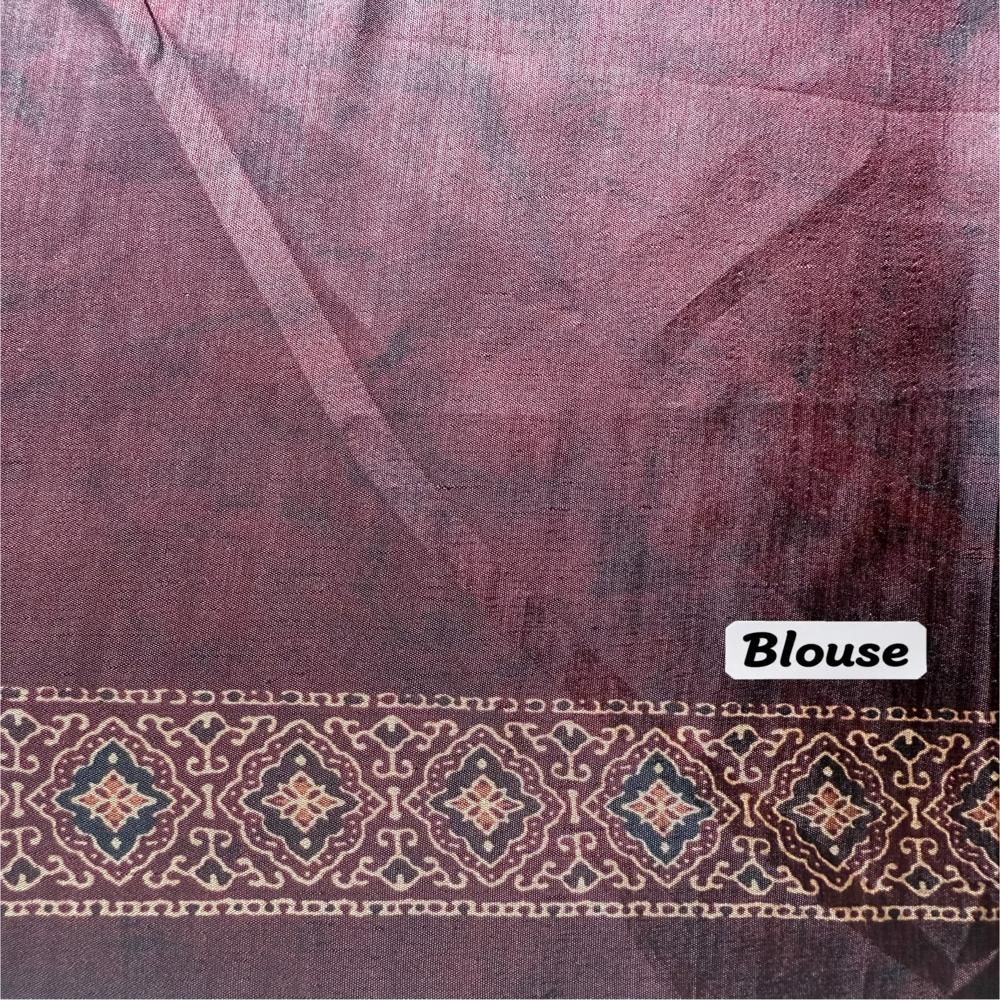 Maroon Mandala Print Saree - Fabric Type: Art Silk