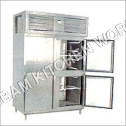 चार दरवाजे वाला फ्रीज़र