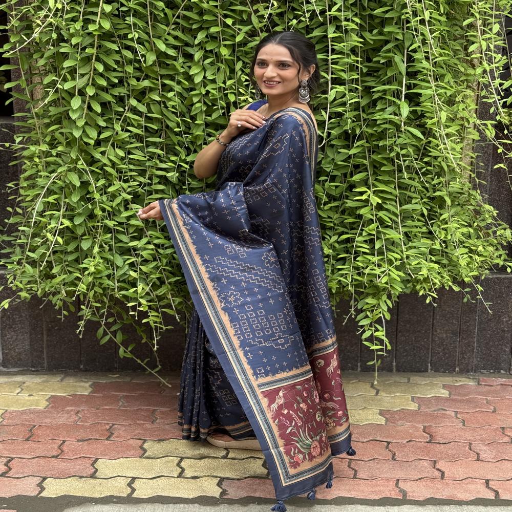 Navy Blue Bandhani-inspired Printed Saree - Fabric Type: Art Silk