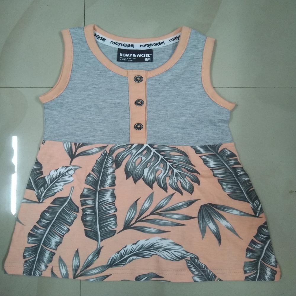 Girls Dresses - Color: Multicolor