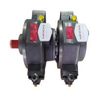 D954-5005 Moog Double Sided Hydraulic Radial Piston Pump - Flow Rate: 50 Lpm