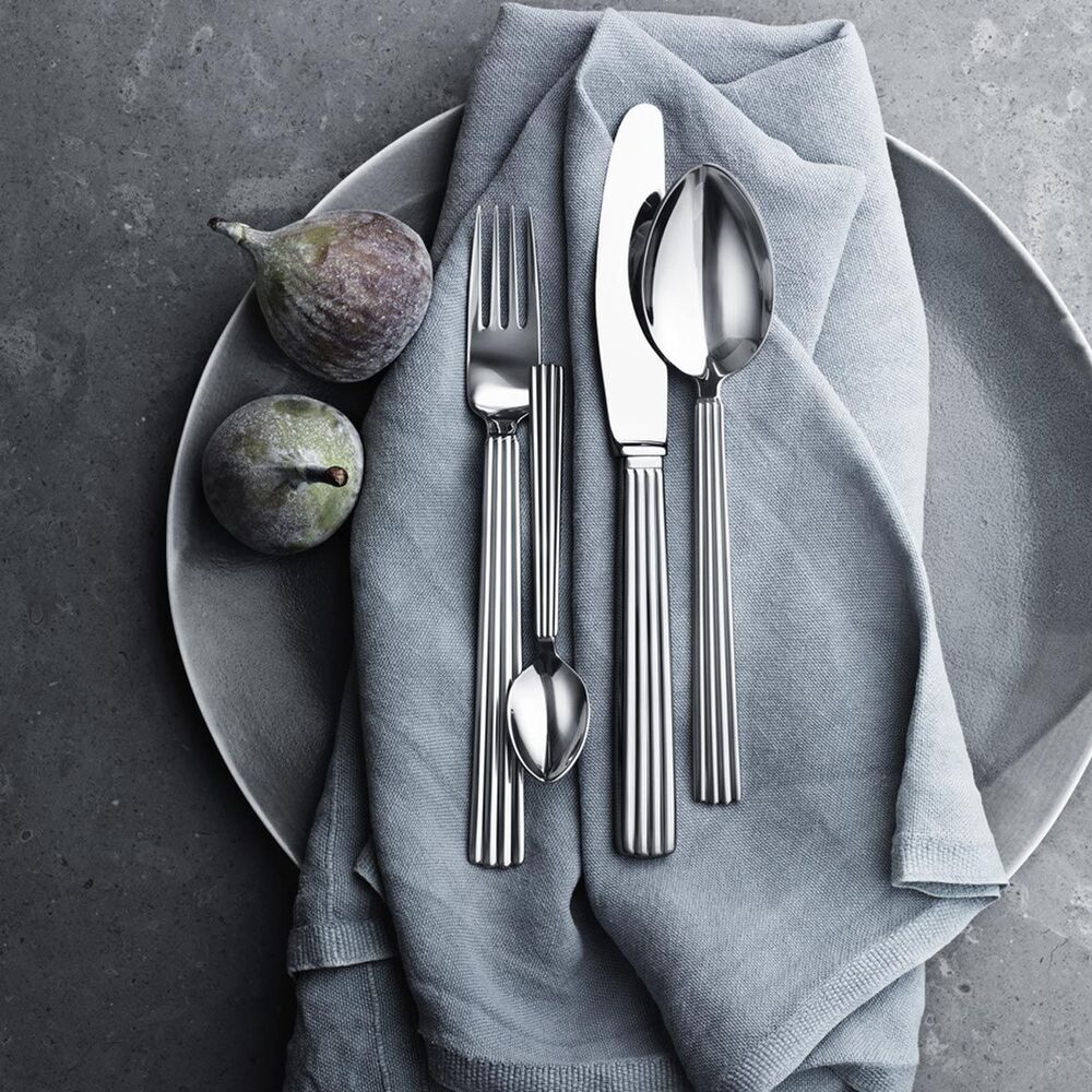 4 Piece Stainless Steel Cutlery Set - Color: Silver