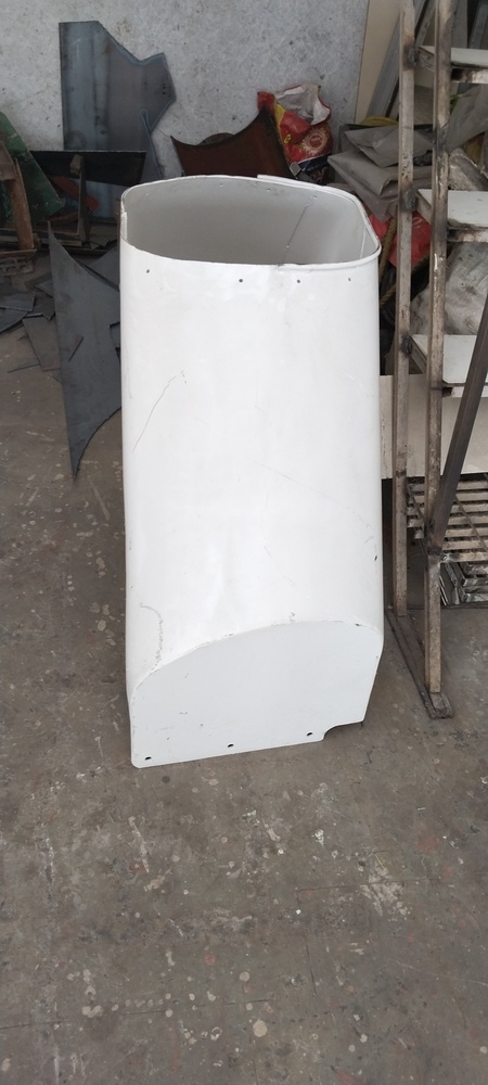 Transit mixture inlet chute