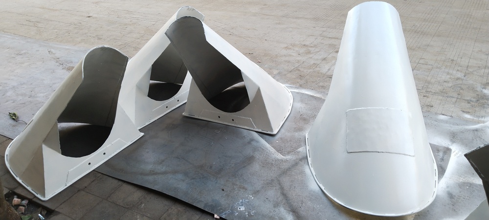 Transit Mixture Recharge Chute - Capacity: 500 Kg To 5 Ton Kg/Day