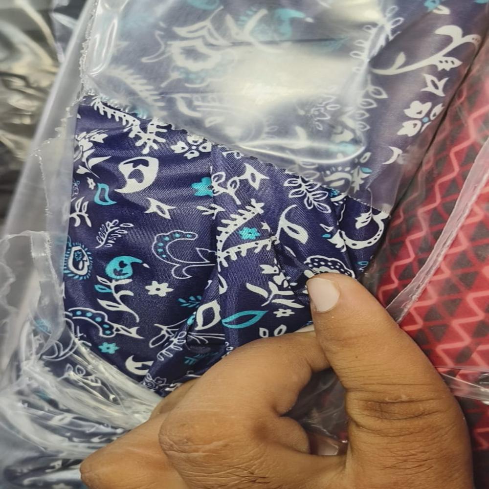 parinted aster roll bag