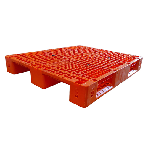 Pallet With Iron Rod