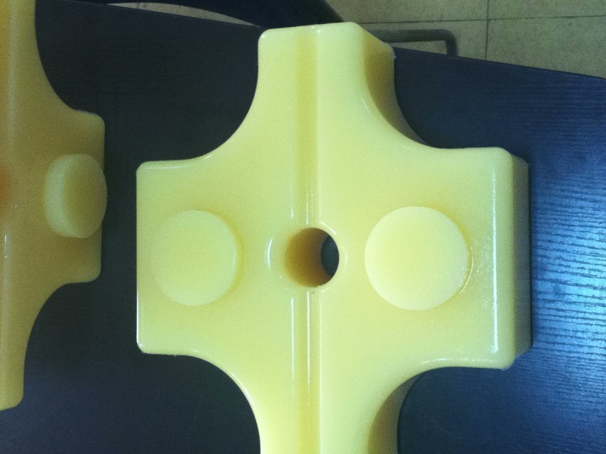 Rock Breaker Cross Bolt Bed And Pad