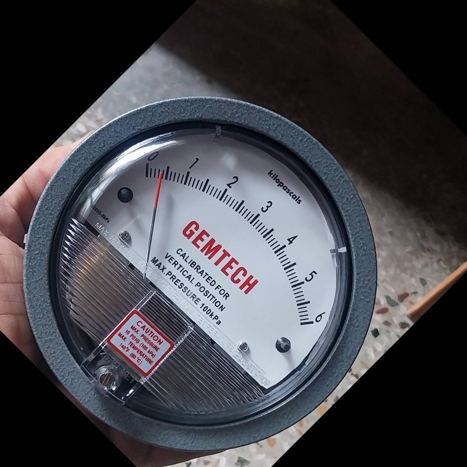 GEMTECH Differential Pressure Gauge Wholesaler From Tughlakabad Instrumentation Area Delhi