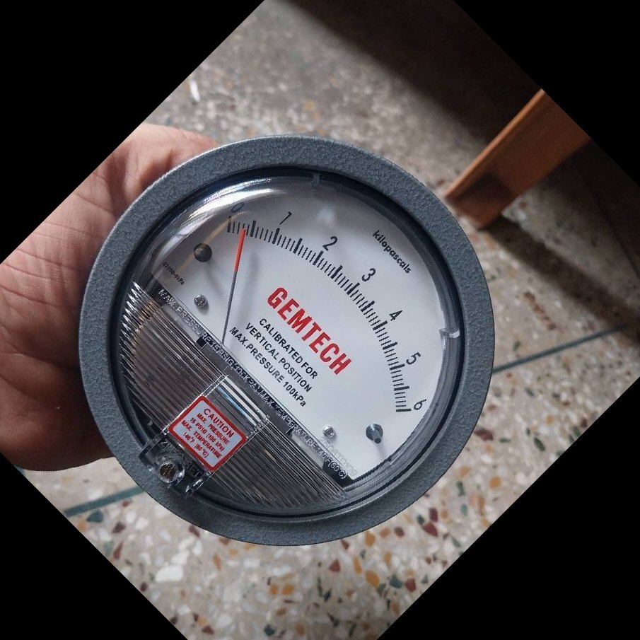 GEMTECH Differential Pressure Gauge Wholesaler From Tughlakabad Instrumentation Area Delhi