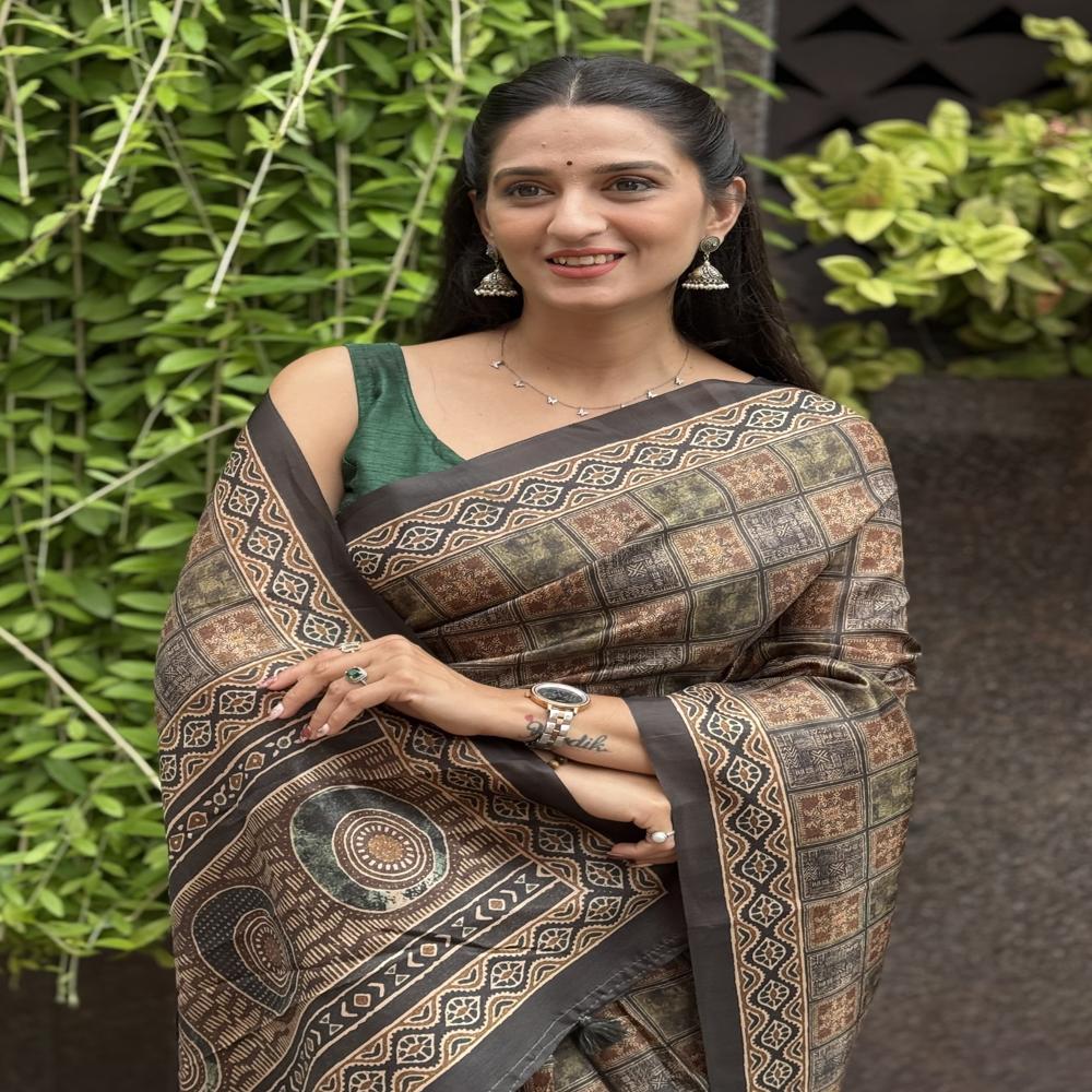 Box print silk saree